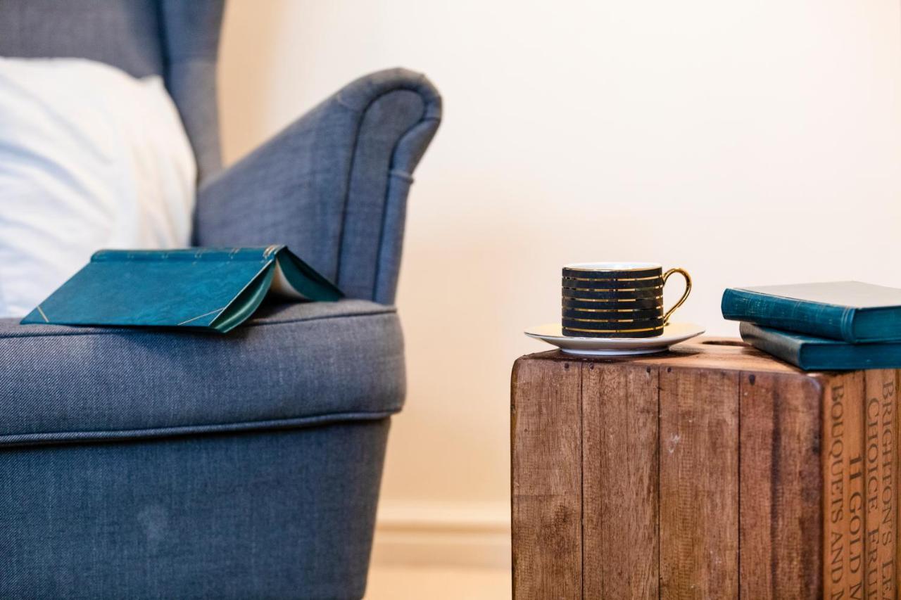 Chichester Retreat House With Free Parking エクステリア 写真