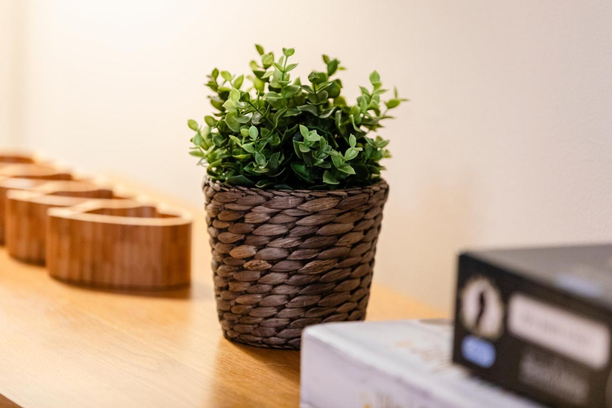 Chichester Retreat House With Free Parking エクステリア 写真