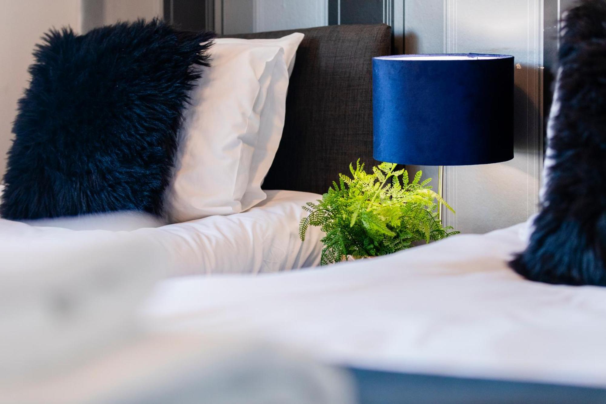 Chichester Retreat House With Free Parking エクステリア 写真