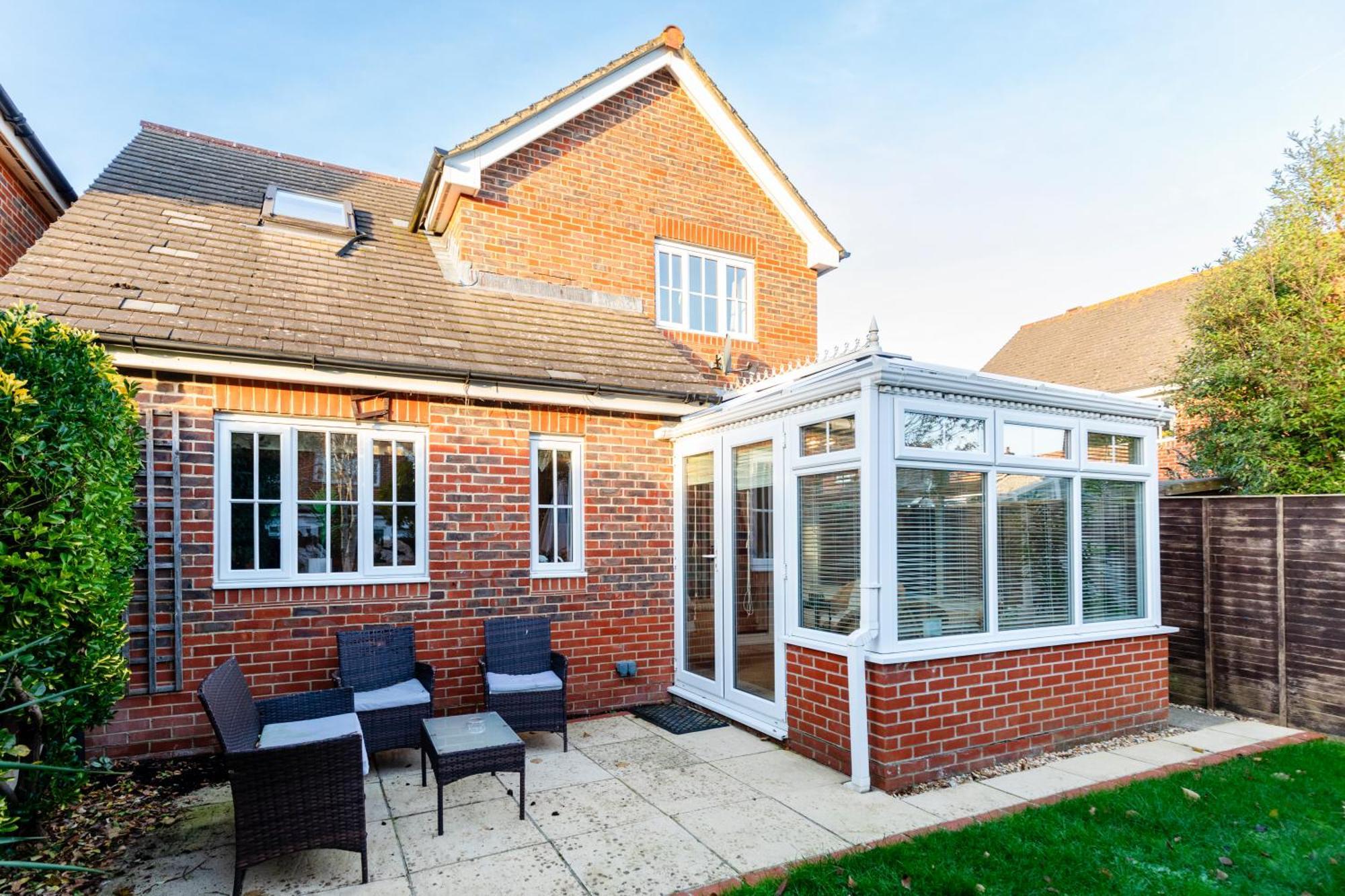 Chichester Retreat House With Free Parking エクステリア 写真