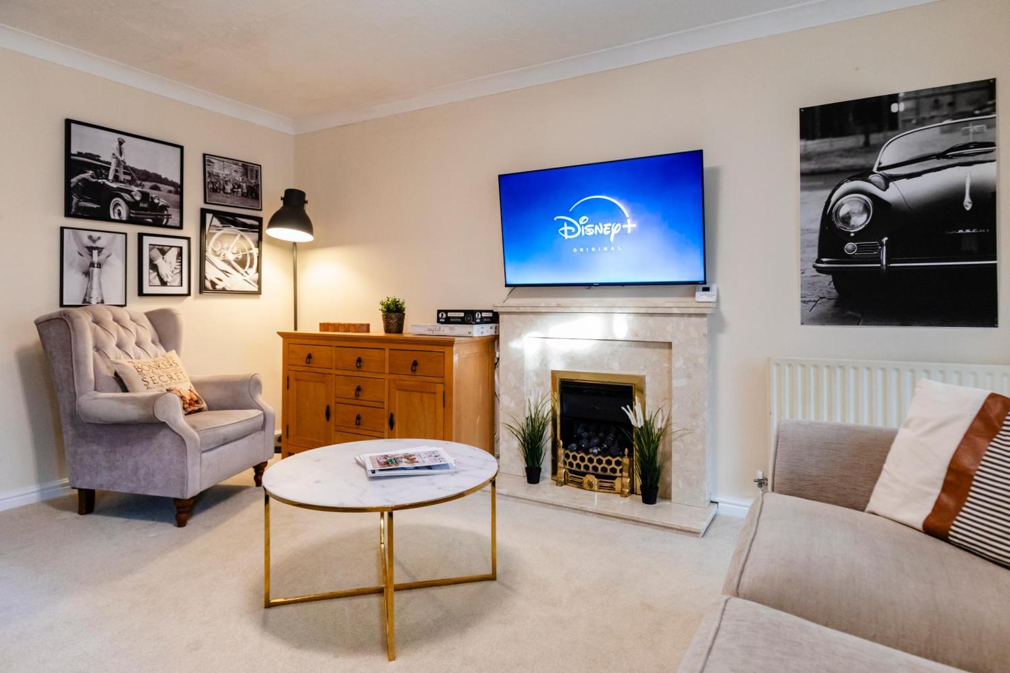 Chichester Retreat House With Free Parking エクステリア 写真